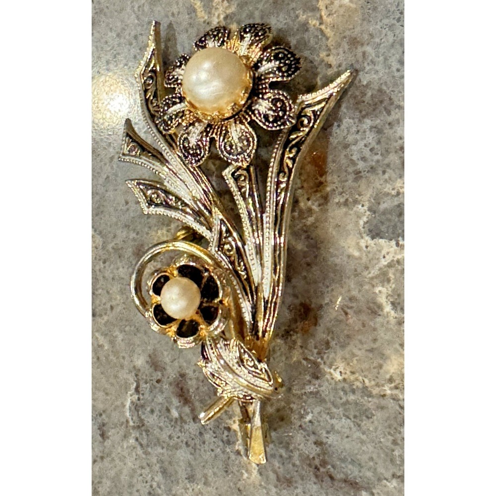 Vintage Gold Tone Floral Brooch Faux Pearl Flower Spray Pin Statement Jewelry